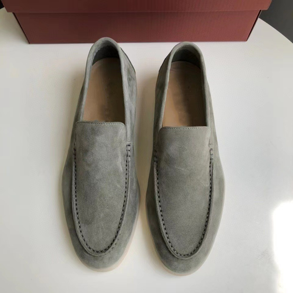 Style & Comfort – Men’s Casual Suede Loafers