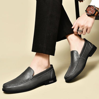 Timeless Men’s Leather Loafers – Classic Elegance & All-Day Comfort